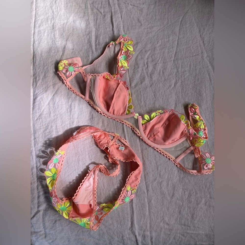 For Love and Lemons Daisy Jane Bra and Panty Set - Picture 4 of 4